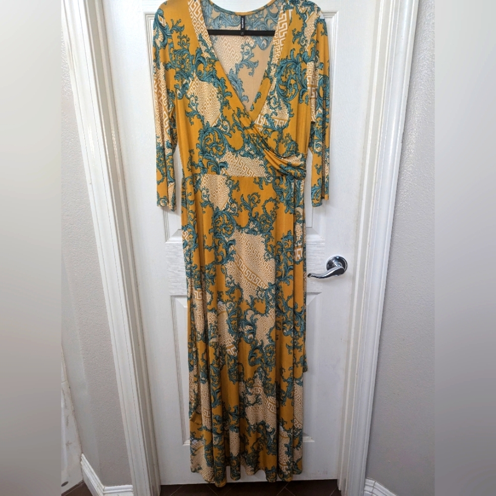Janette for Forever 21 Maxi Dress - Picture 2 of 5